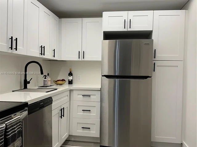 20301 W COUNTRY CLUB DR # 1922, Aventura FL 33180