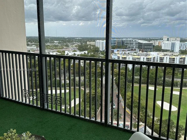 20301 W COUNTRY CLUB DR # 1922, Aventura FL 33180