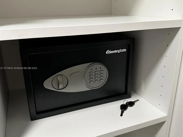 20301 W COUNTRY CLUB DR # 1922, Aventura FL 33180