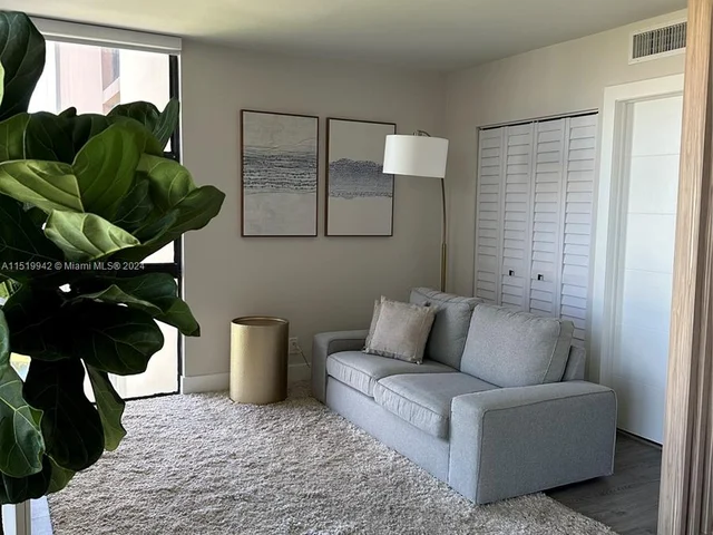 20301 W COUNTRY CLUB DR # 1922, Aventura FL 33180