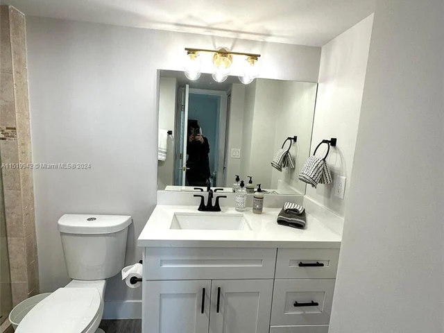 20301 W COUNTRY CLUB DR # 1922, Aventura FL 33180