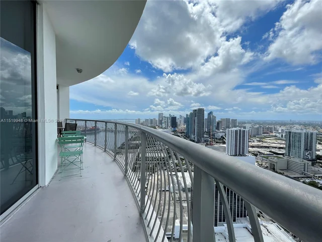 1750 N Bayshore Dr # 5614, Miami FL 33132