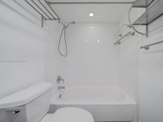 8603 SW 68th Ct # 7, Pinecrest FL 33156