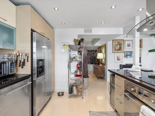 2851 NE 183rd St # 1717E, Aventura FL 33160