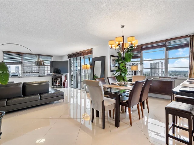 2851 NE 183rd St # 1717E, Aventura FL 33160