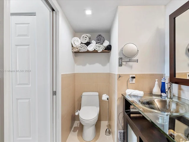 2851 NE 183rd St # 1717E, Aventura FL 33160