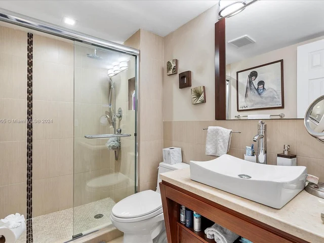 2851 NE 183rd St # 1717E, Aventura FL 33160