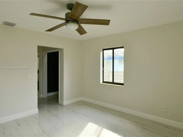 1231 NW 68th St, Miami FL 33147