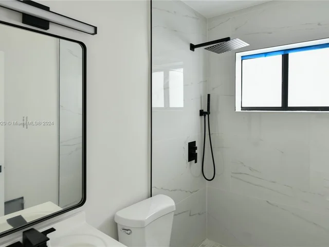 1231 NW 68th St, Miami FL 33147