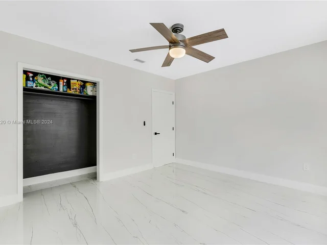 1231 NW 68th St, Miami FL 33147