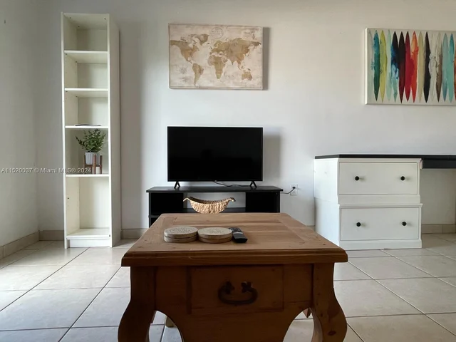 2740 SW 28th Ter # 305, Miami FL 33133