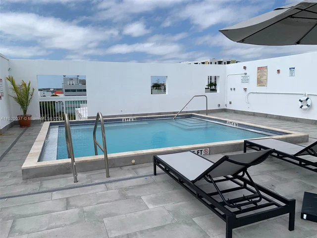 2740 SW 28th Ter # 305, Miami FL 33133