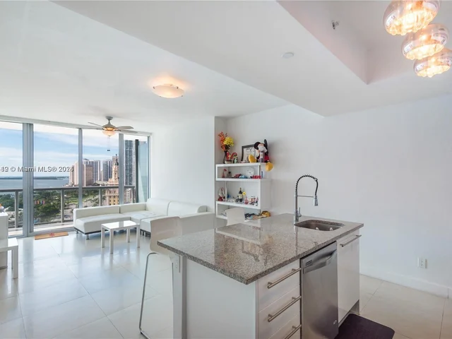 888 Biscayne Blvd # 2103, Miami FL 33132