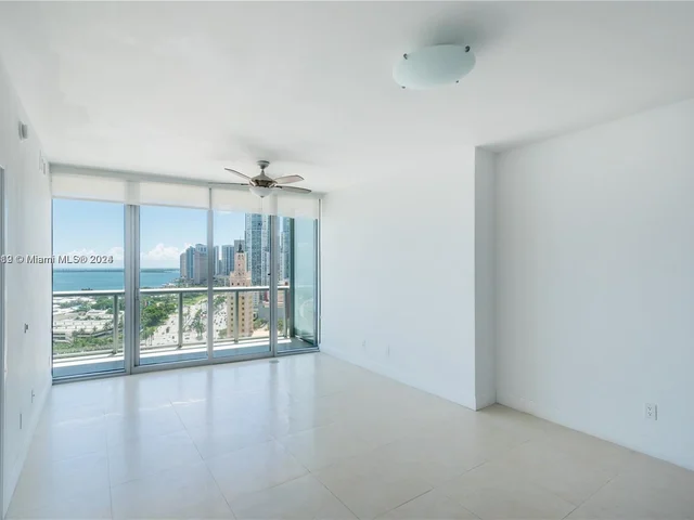 888 Biscayne Blvd # 2103, Miami FL 33132
