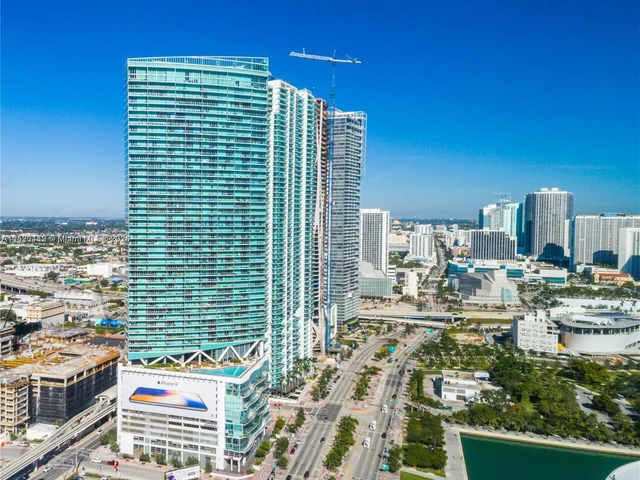888 Biscayne Blvd # 2103, Miami FL 33132