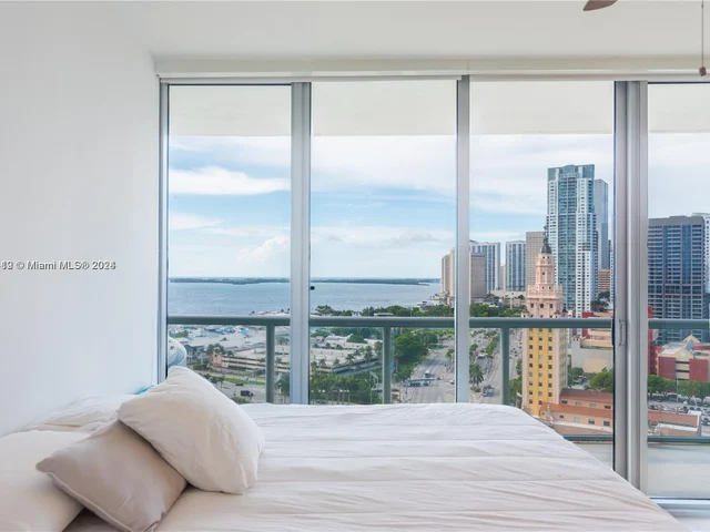 888 Biscayne Blvd # 2103, Miami FL 33132