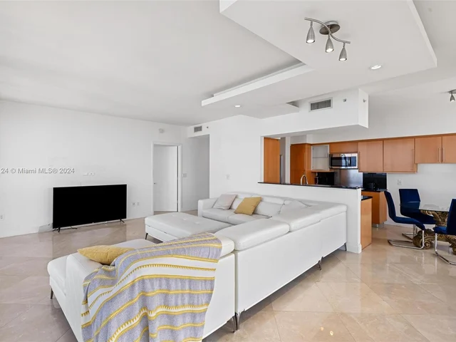 6365 Collins Ave # 4408, Miami Beach FL 33141