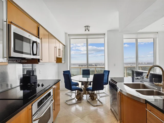 6365 Collins Ave # 4408, Miami Beach FL 33141