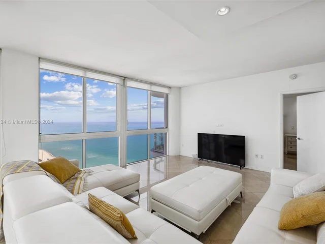 6365 Collins Ave # 4408, Miami Beach FL 33141