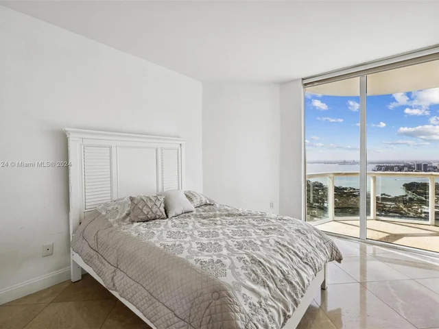 6365 Collins Ave # 4408, Miami Beach FL 33141