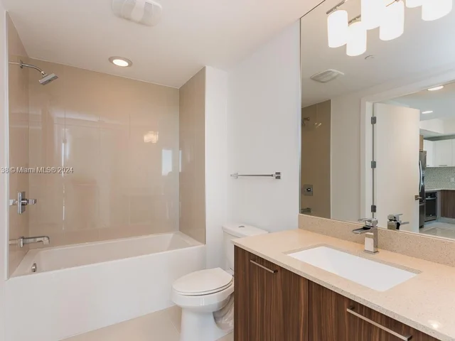 5300 Paseo Blvd # 609, Doral FL 33166