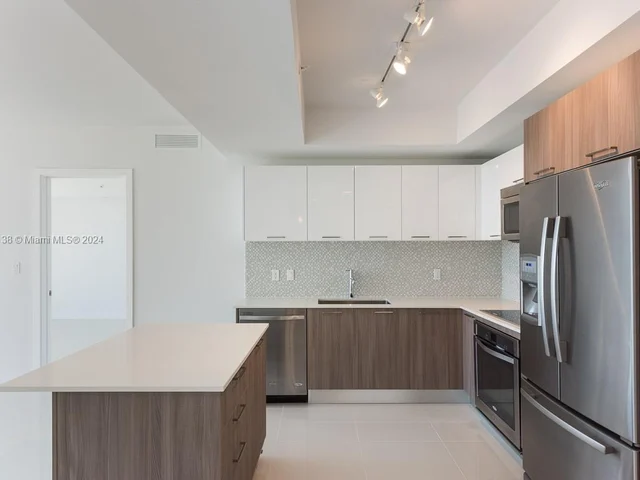 5300 Paseo Blvd # 609, Doral FL 33166