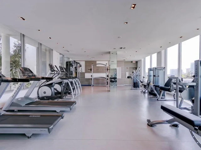 1201 20th St # 413, Miami Beach FL 33139