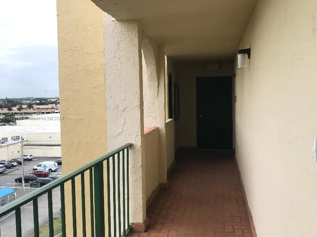 9455 W Flagler St # C712, Miami FL 33174