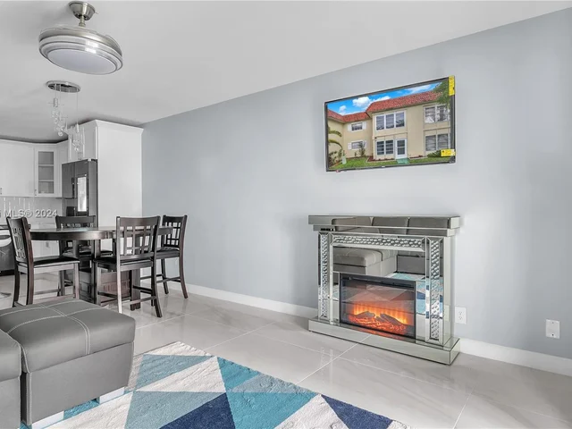 5680 SW 3rd Pl # 103, Margate FL 33068