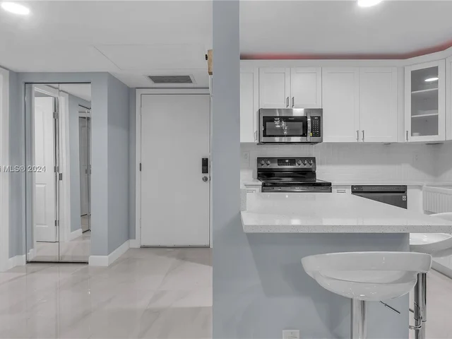 5680 SW 3rd Pl # 103, Margate FL 33068