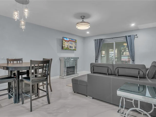 5680 SW 3rd Pl # 103, Margate FL 33068