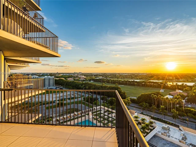 5252 NW 85th Ave # 1212, Doral FL 33166