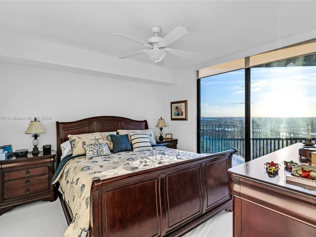 5252 NW 85th Ave # 1212, Doral FL 33166