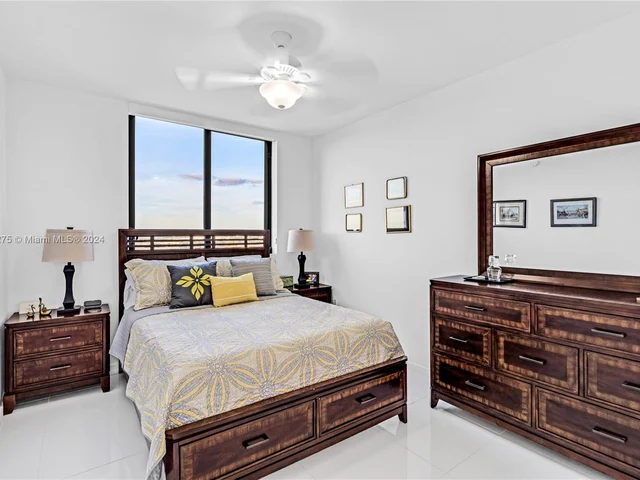 5252 NW 85th Ave # 1212, Doral FL 33166