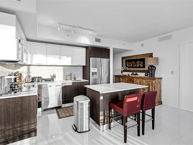 5252 NW 85th Ave # 1212, Doral FL 33166