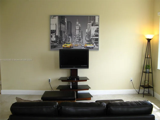 4704 SW 160th Ave # 234, Miramar FL 33027