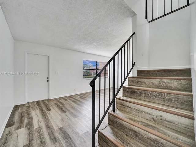 33 Toledo Ct # 35, Davie FL 33324