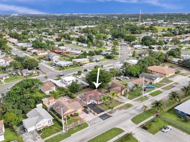 385 NW 15th St, Pompano Beach FL 33060