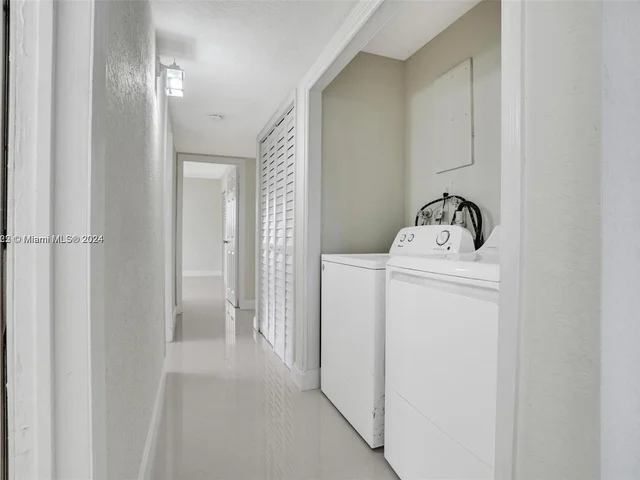 385 NW 15th St, Pompano Beach FL 33060