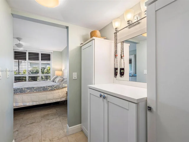 55 Ocean Lane Dr # 3027, Key Biscayne FL 33149