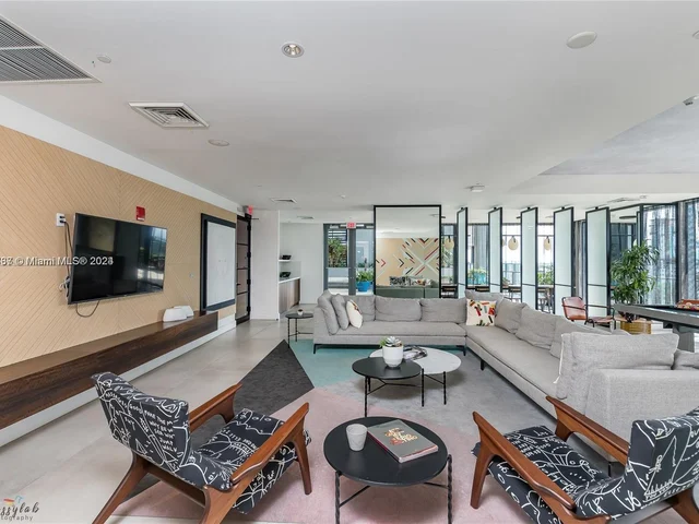 121 NE 34th St # 2503, Miami FL 33137