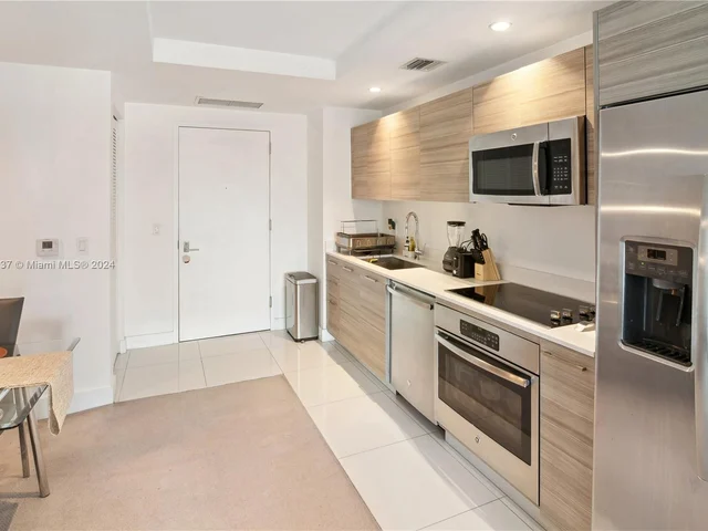 121 NE 34th St # 2503, Miami FL 33137