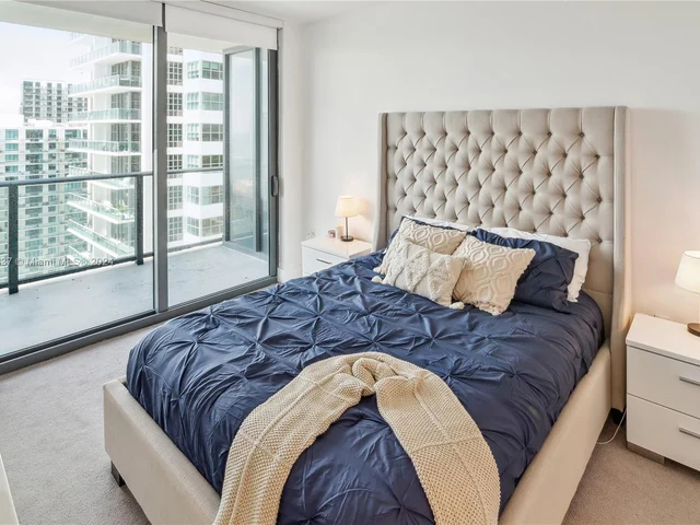 121 NE 34th St # 2503, Miami FL 33137