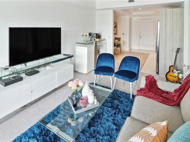 121 NE 34th St # 2503, Miami FL 33137