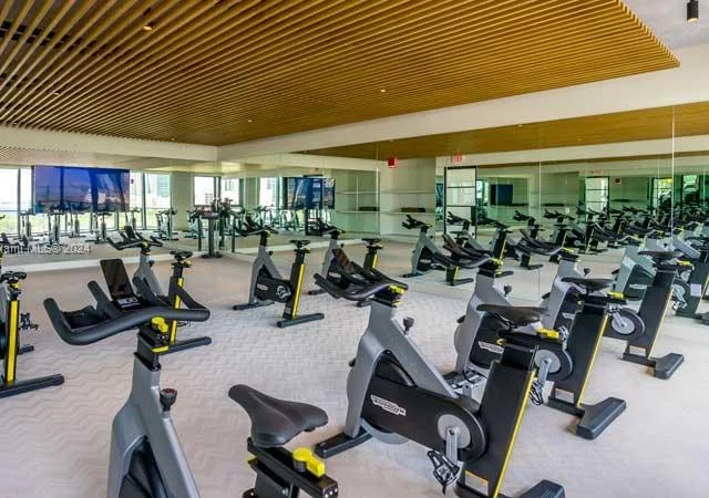 121 NE 34th St # 2503, Miami FL 33137