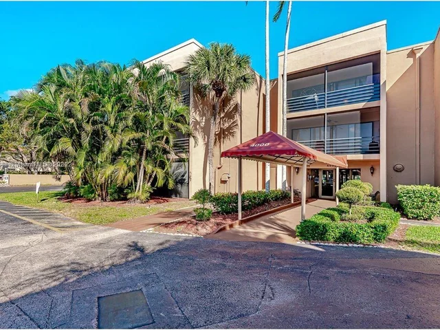 4000 N Hills Dr # 29, Hollywood FL 33021
