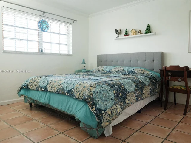 251 Galen Dr # 309E, Key Biscayne FL 33149