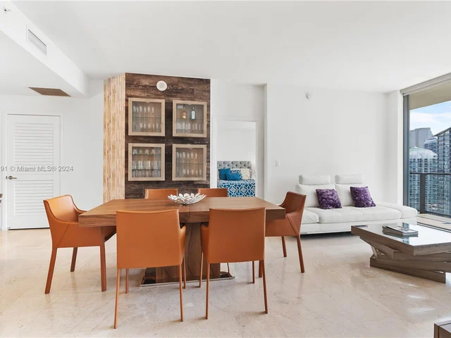 88 SW 7 Street # 3405, Miami FL 33130