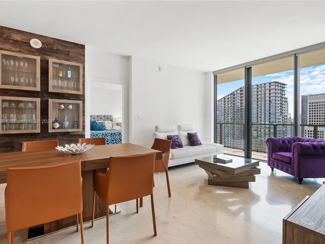 88 SW 7 Street # 3405, Miami FL 33130