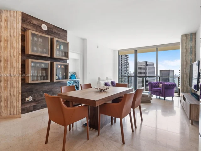 88 SW 7 Street # 3405, Miami FL 33130